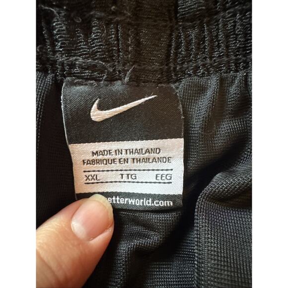 Nike Men’s Basketball Shorts XXL – Red/Black – Athletic Gym Sports – Used - Picture 5 of 6